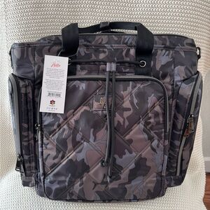 Lug NWT Bustle- Camo black